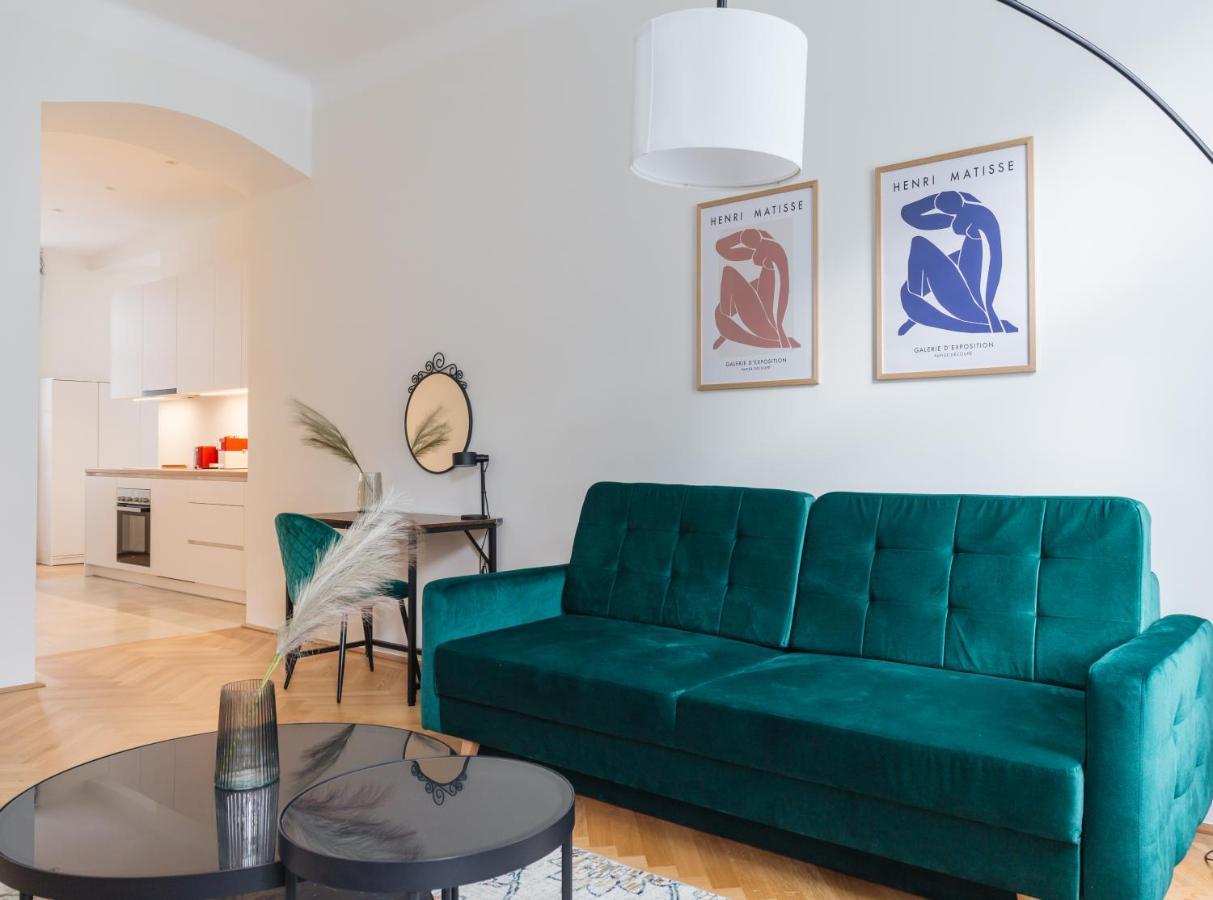 וינה Brand Cozy Apartment מראה חיצוני תמונה