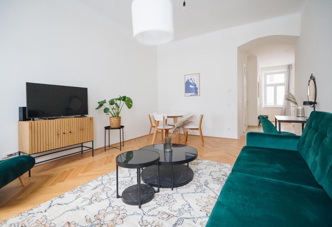 וינה Brand Cozy Apartment מראה חיצוני תמונה
