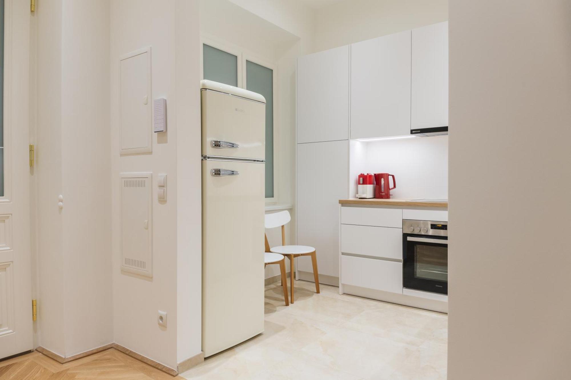 וינה Brand Cozy Apartment מראה חיצוני תמונה