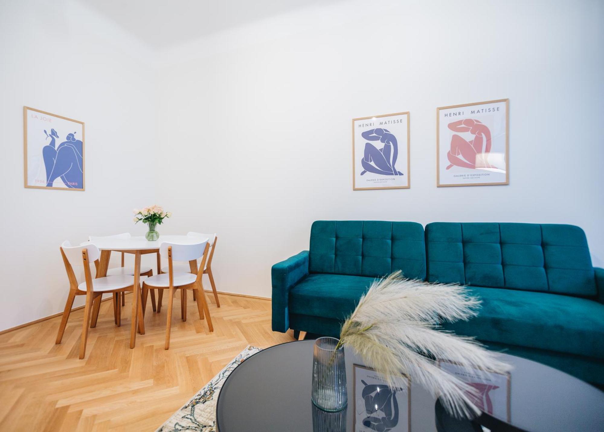 וינה Brand Cozy Apartment מראה חיצוני תמונה